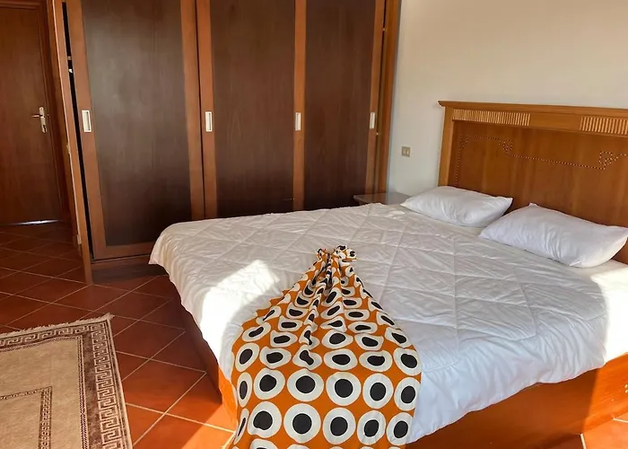 Villa Luxury 5br With Sea View & Garden In Einbay Ain Sukhna