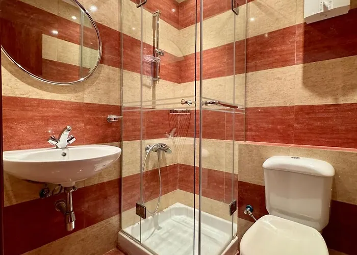 Luxury 5br With Sea View & Garden In Einbay Villa